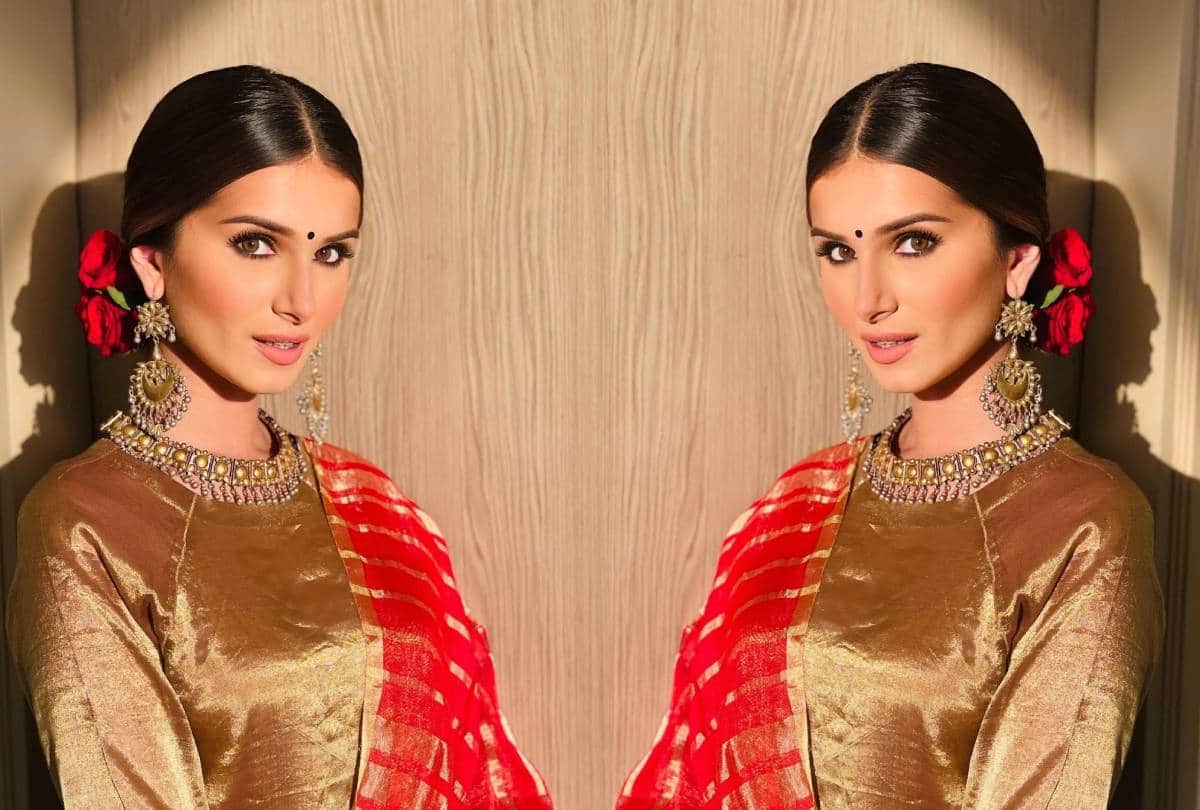 tara sutaria banarasi suit pictures goes viral