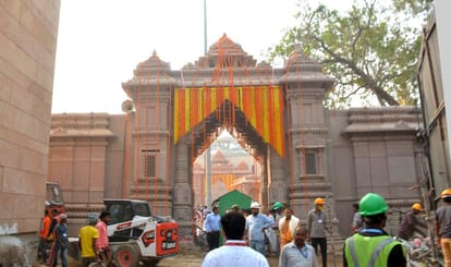 Before the Kumbh Baba's Kumbh will be held in Kashi Vishwanath Dham in varanasi