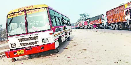 Six lane construction work started on Shahjahanpur Road