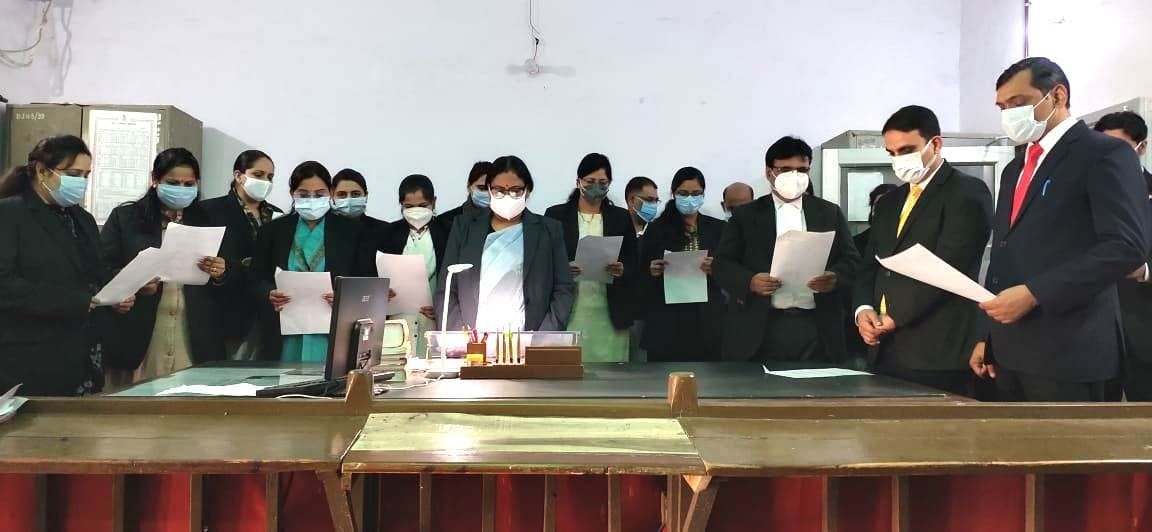 Hathras: Oath administered on Constitution Day in court premises