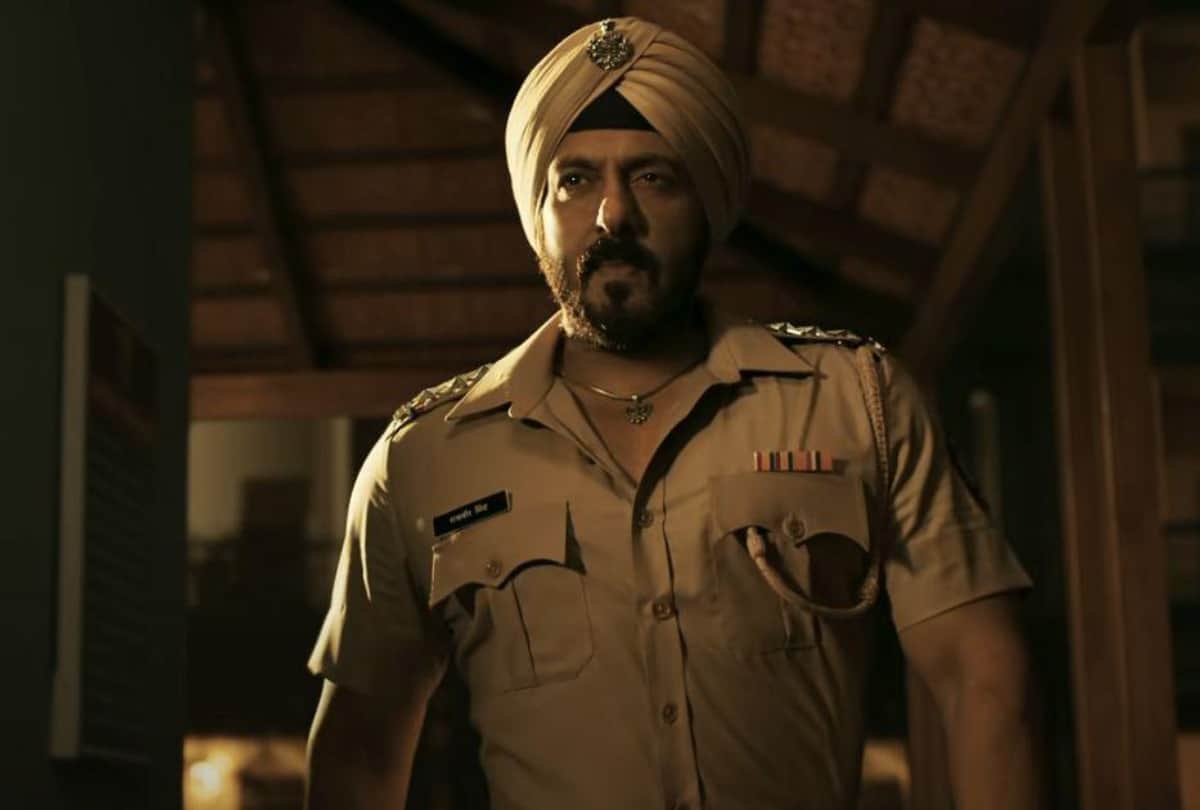 Salman asks fans to not bathe Antim posters in milk says give it to poor kids