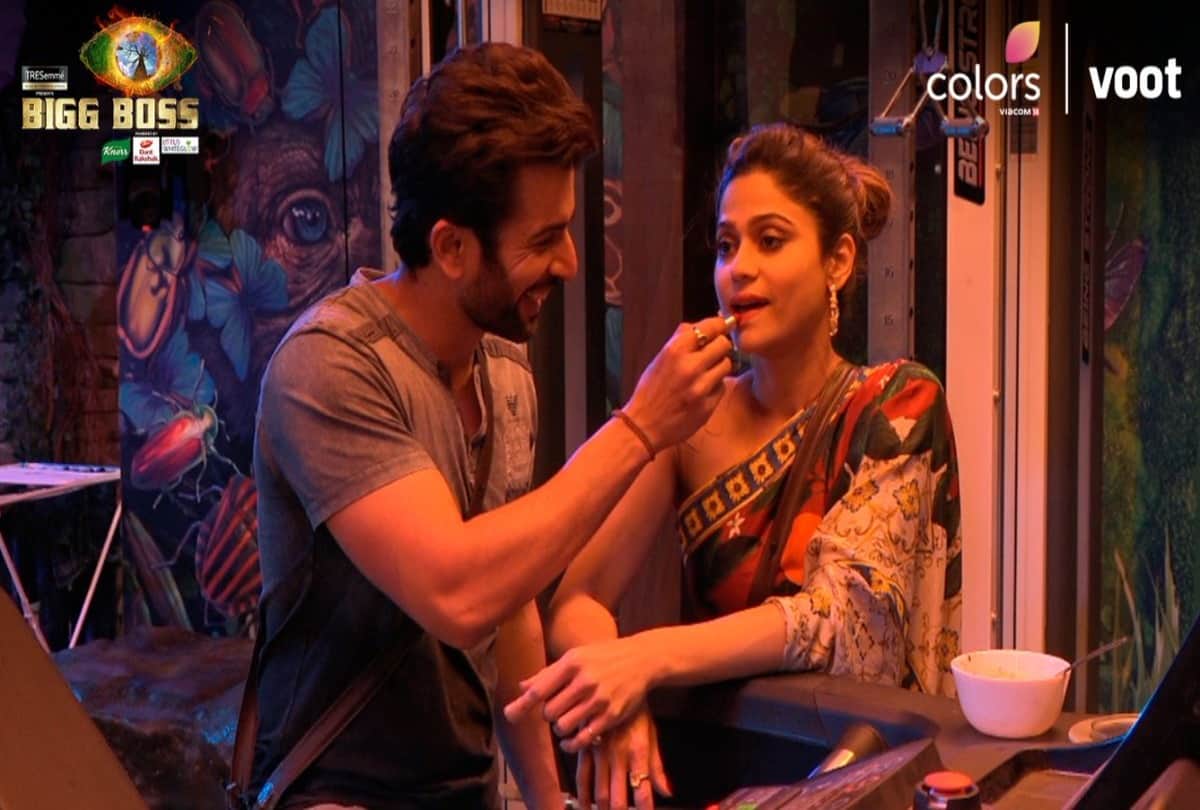 Bigg Boss 15: Bharti Singh and Harsh Limbachiyaa arrived on the show instead of Bigg Boss gave this fun task to the family members