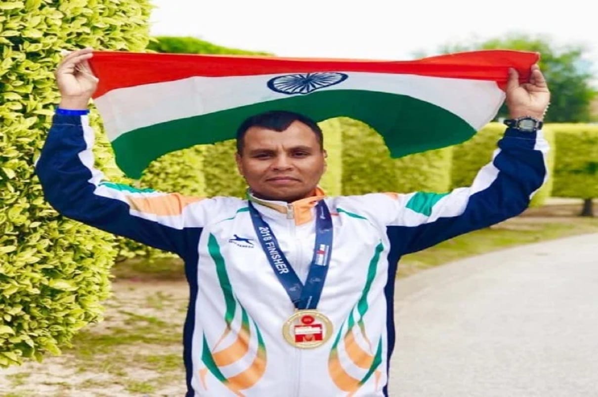 brave man praveen teotia  start Campaign for environmental protection after  mumbai attack