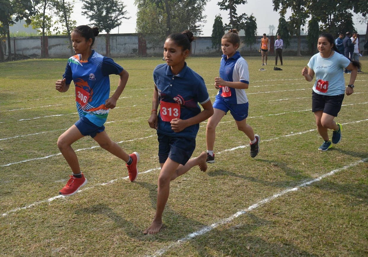 Akshay of Meerut province and Yashoda of Braj province won in sprint race