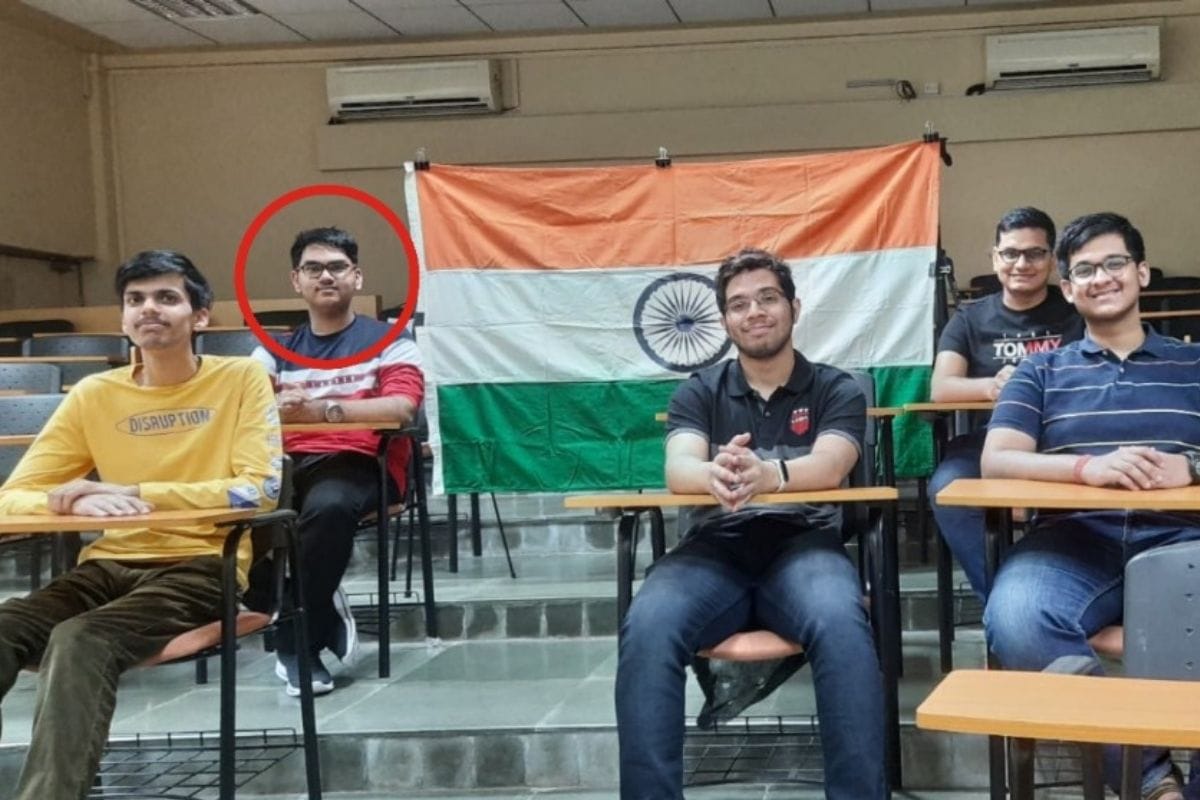 FIITJEE Meerut student performed phenomenal in International Olympiad on Astronomy and Astrophysics (IOAA) 2020-21