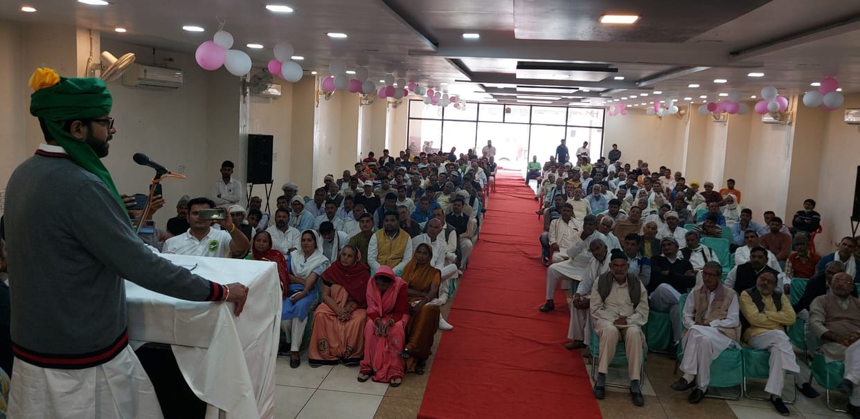 Deputy Chief Minister has given 75 percent reservation in private jobs to the youth: Digvijay