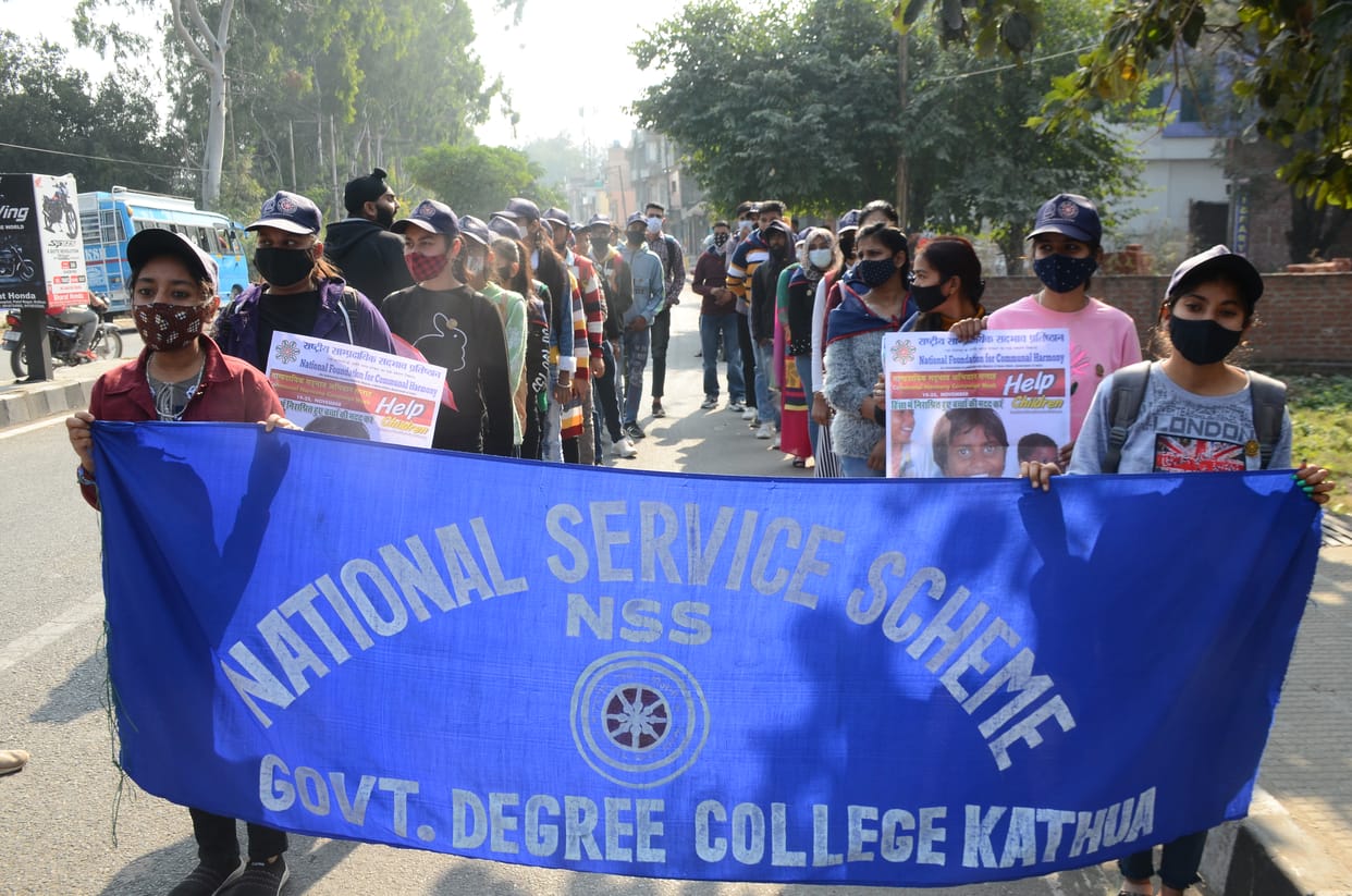 NSS volunteers take out communal peace harmony rally