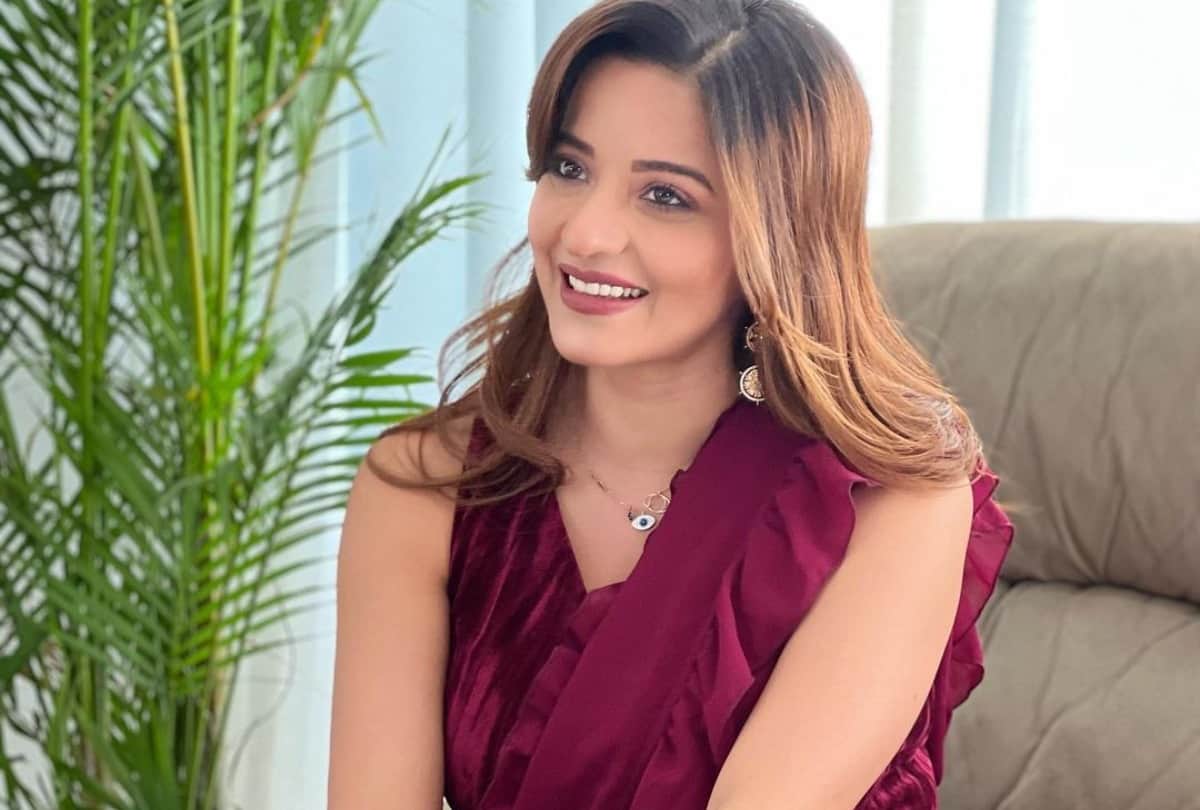 bhojpuri actress monalisa shares beautiful pictures on social media give tips to their fans for happy mood