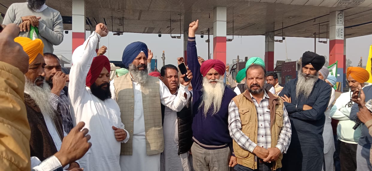 Farmers left for Delhi from Shambhu border