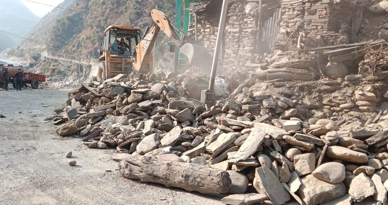 Encroachment removed along NH