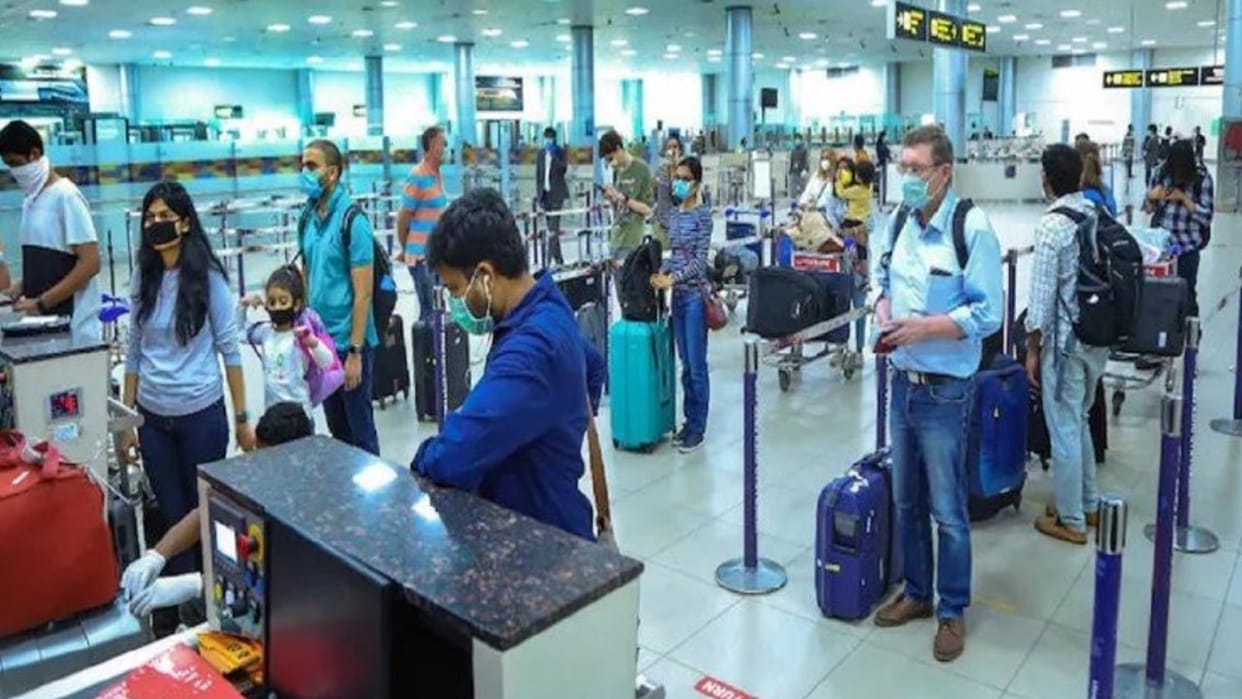 Fears of Omicron loom in Karnataka after two South Africans test positive for COVID 19 Latest news Update