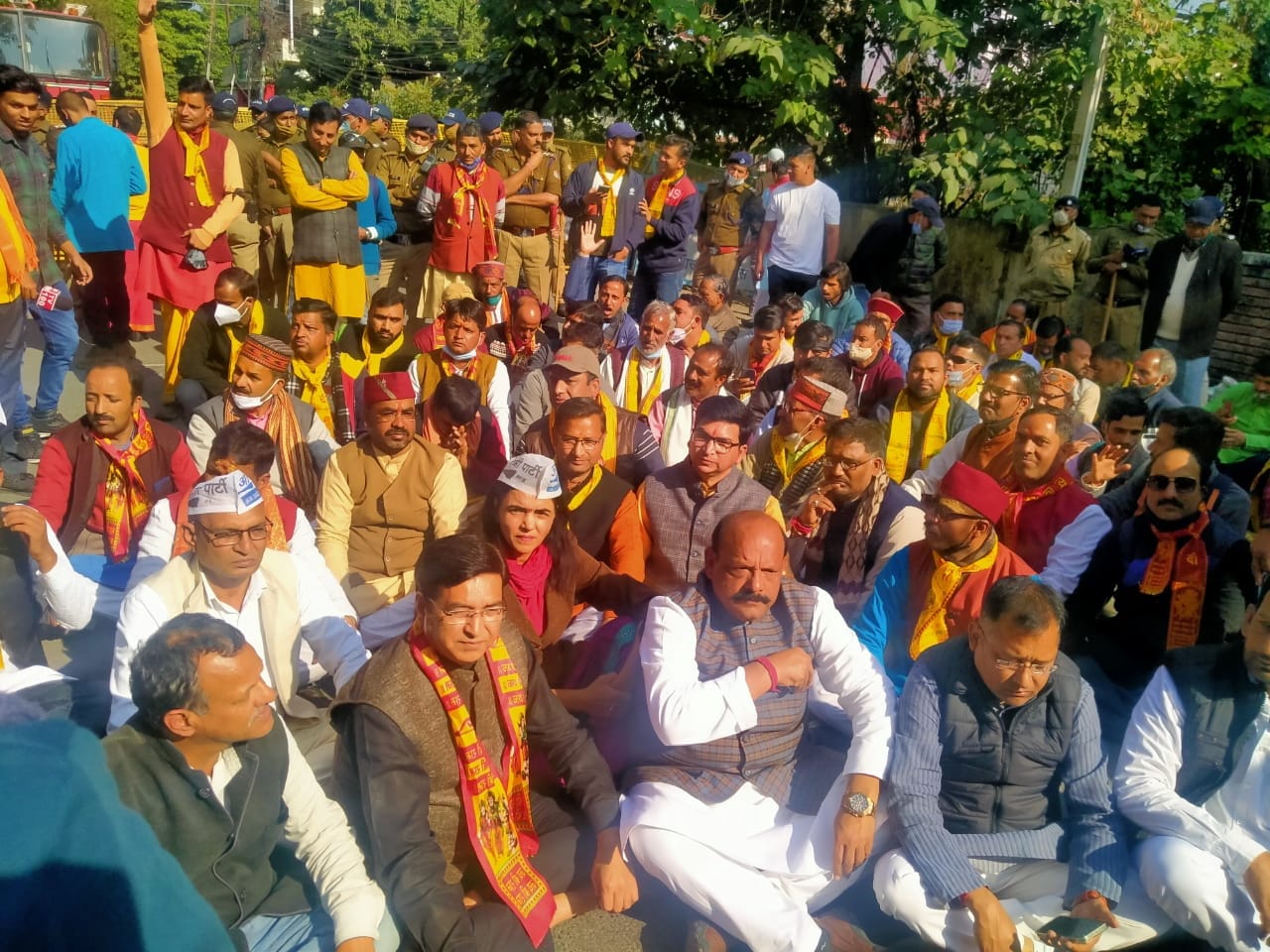 Devasthanam Board: Chardham priest sachivalaya march today in dehradun