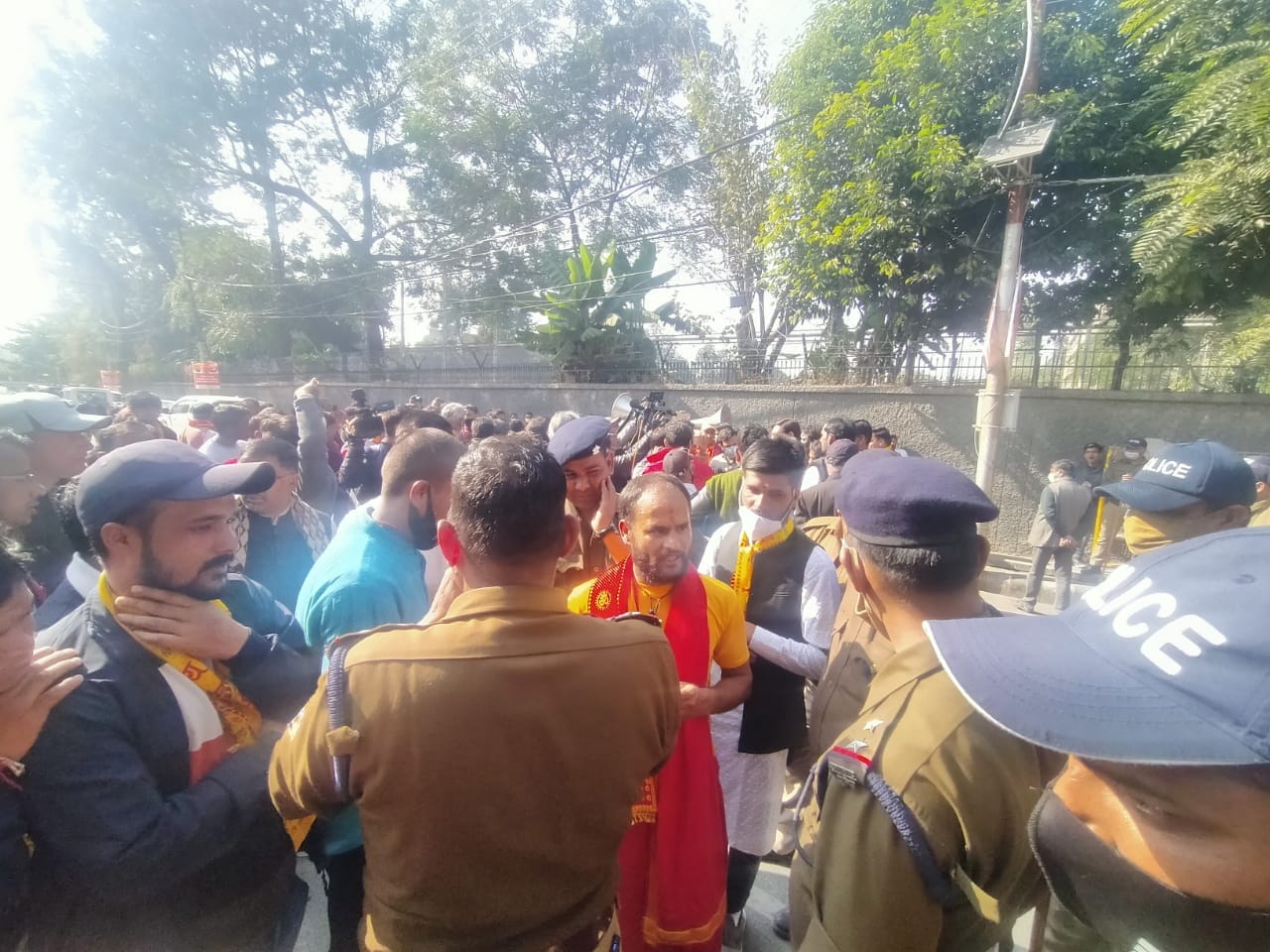 Devasthanam Board: Chardham priest sachivalaya march today in dehradun