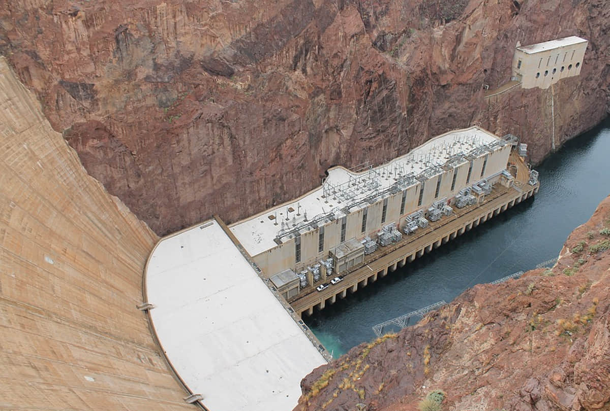 here things fly on earth hoover dam america us know the reason behind it