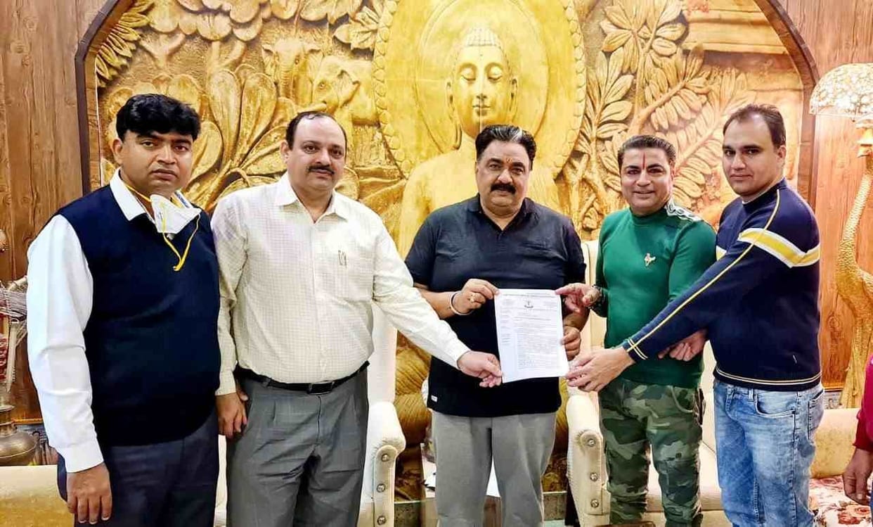 Memorandum submitted to MLA against the decision of direct recruitment of SMO