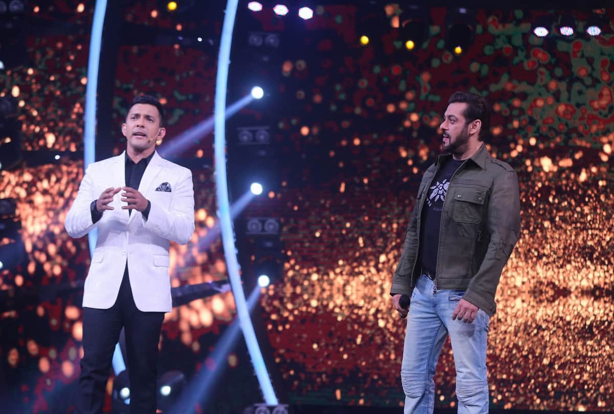 Salman Khan recalls wiping Aditya Narayan's nose in Jab Pyaar Kisise Hota Hai  singer says bhai is still young
