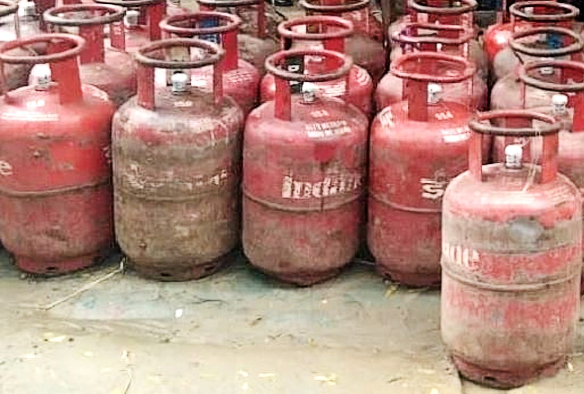 LPG Cylinder Price Hiked by Rs 50 after Petrol Diesel Price Hiked