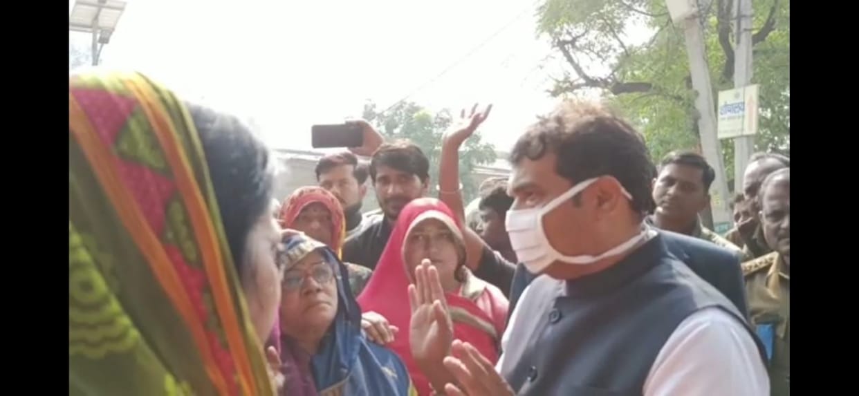 Mathura: Gherao of Energy Minister in Tiwaripuram, heard falsely