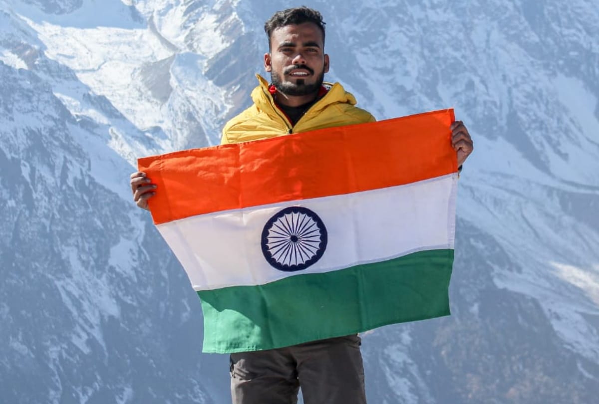 Nitish singh of Gorakhpur will hoist tricolor on Mount Kosciuszko