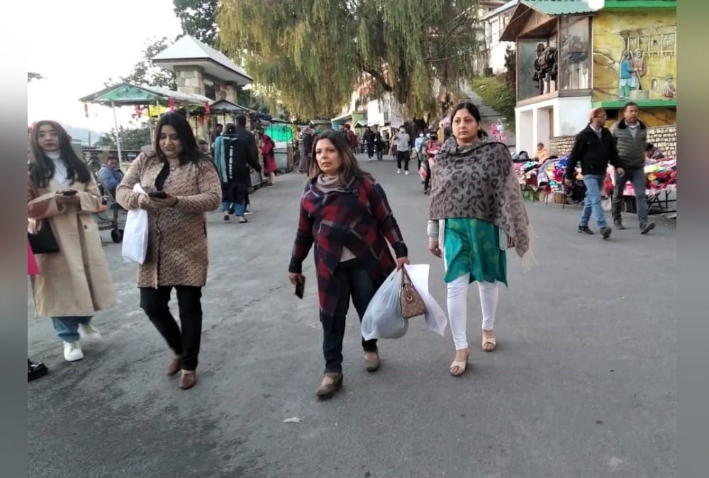 Coronavirus in Uttarakhand: Tourist Will have to pay Fine if Not Wear face mask in Mussoorie