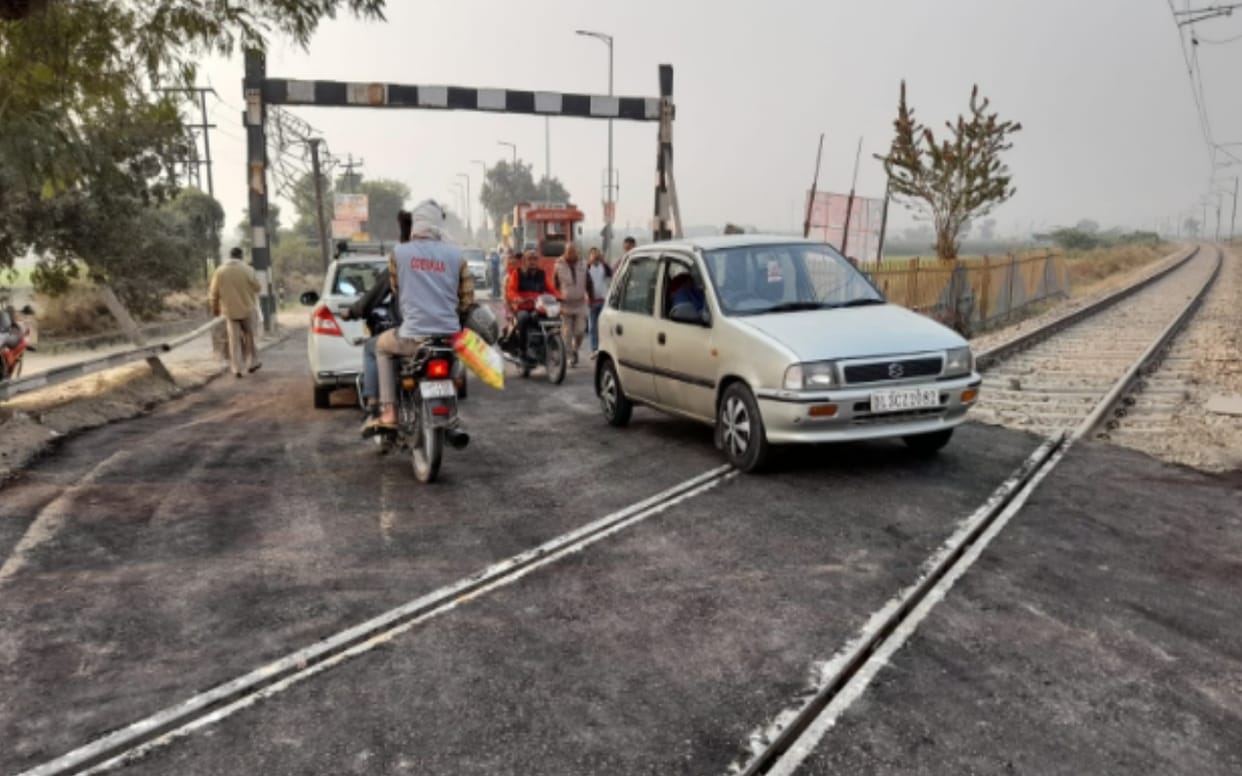 Meerut: Railway track and road repair work completed, Bijli Bamba bypass opened after 31 hours