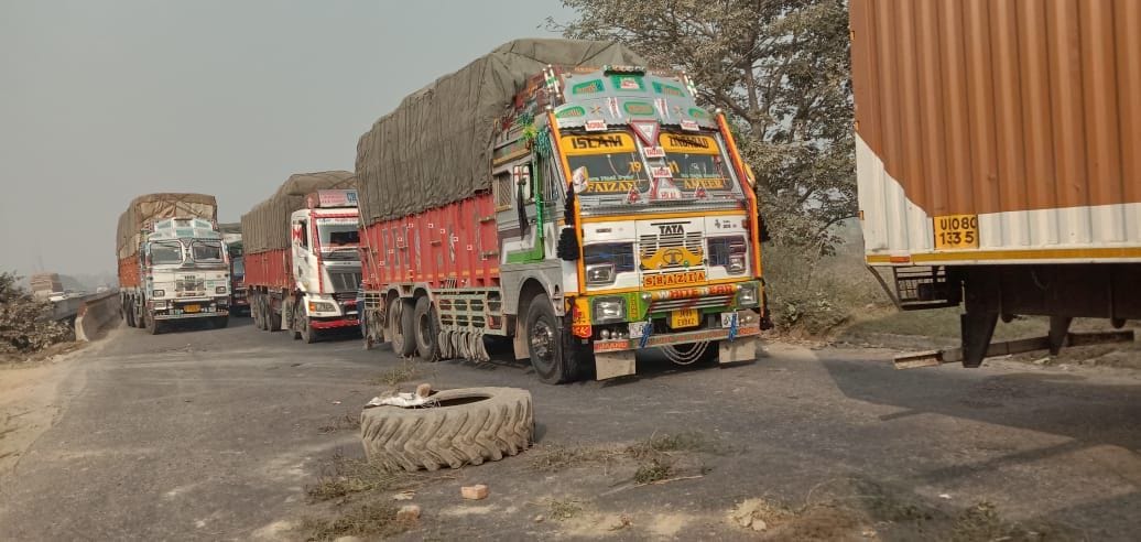 jaam on lucknow highway