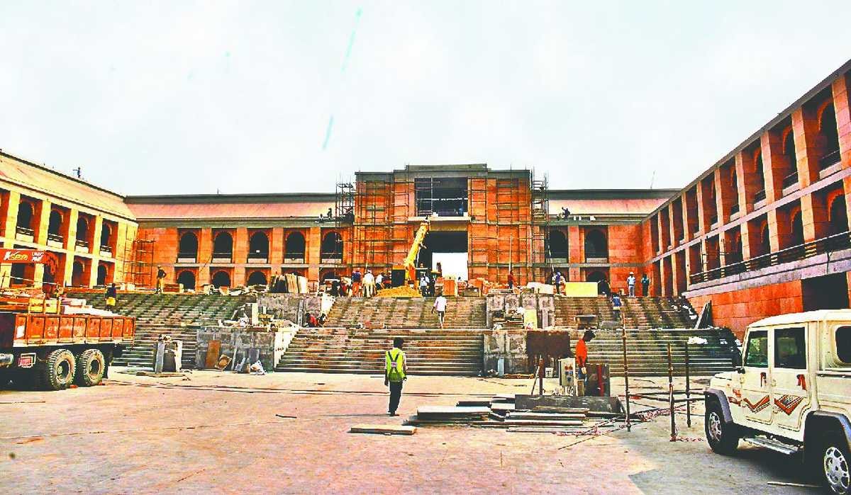 Kashi Vishwanath corridor pictures: PM Modi will inaugurate revived again after 352 years know more about vishwanath temple varanasi