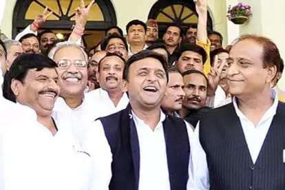 Today's political stir in UP: UP government on Akhilesh's target, Yogi call a chameleon to akhilesh yadav, mayawati, priyanka gandhi and shivpal singh yadav
