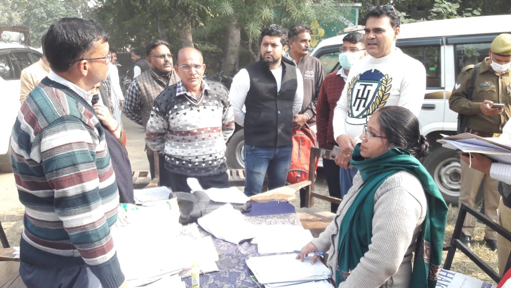 BLO reprimanded for negligence