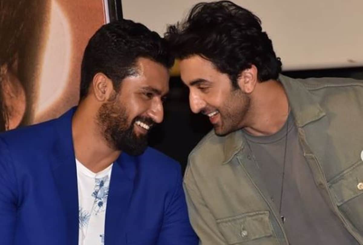 Ranbir kapoor vicky kaushal unseen photo goes viral users gave hilarious reactions