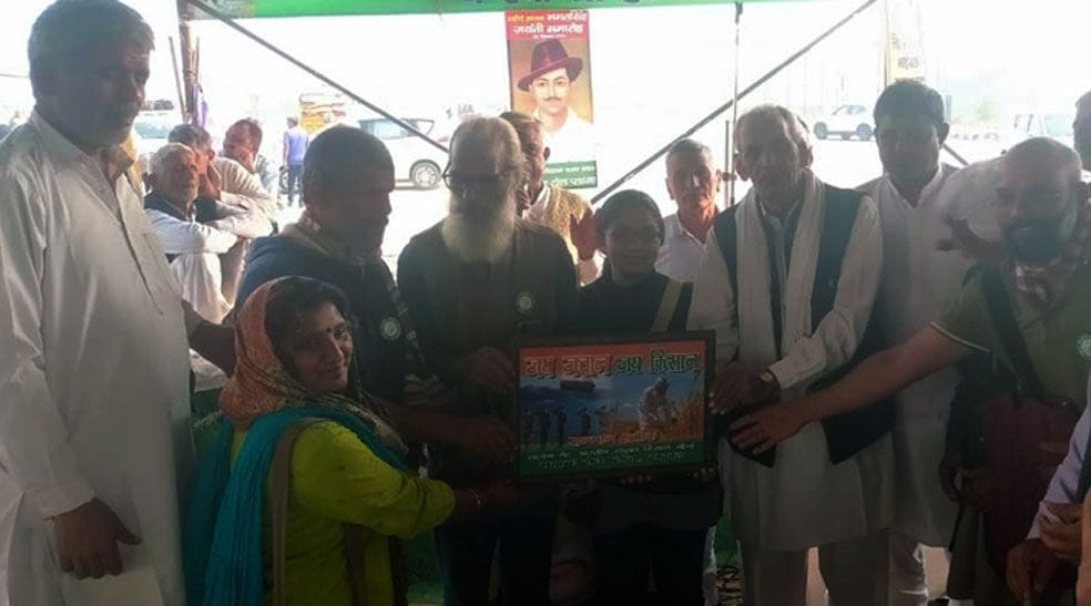 Kerala delegation reached Khatkar's dharna