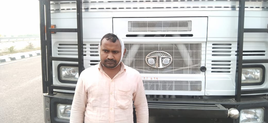 miscreants robbed truck driver on ring road beaten by gun after missing firing in Varanasi