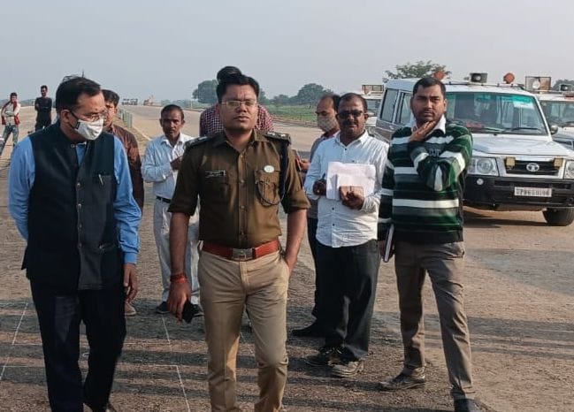 Surprise inspection of Bundelkhand Expressway work done