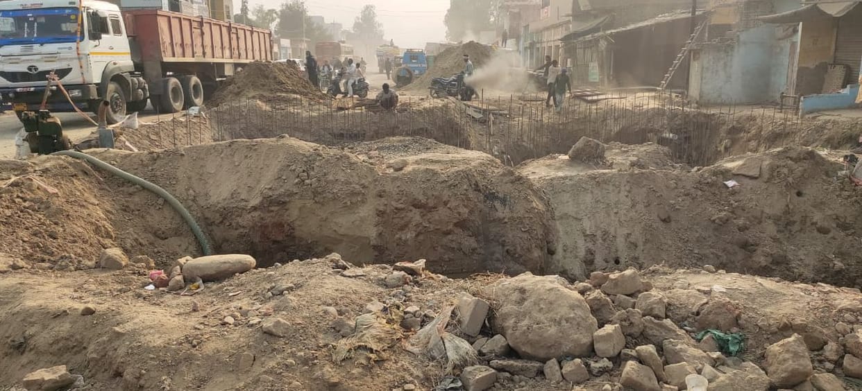 Highway construction sluggish, life in trouble