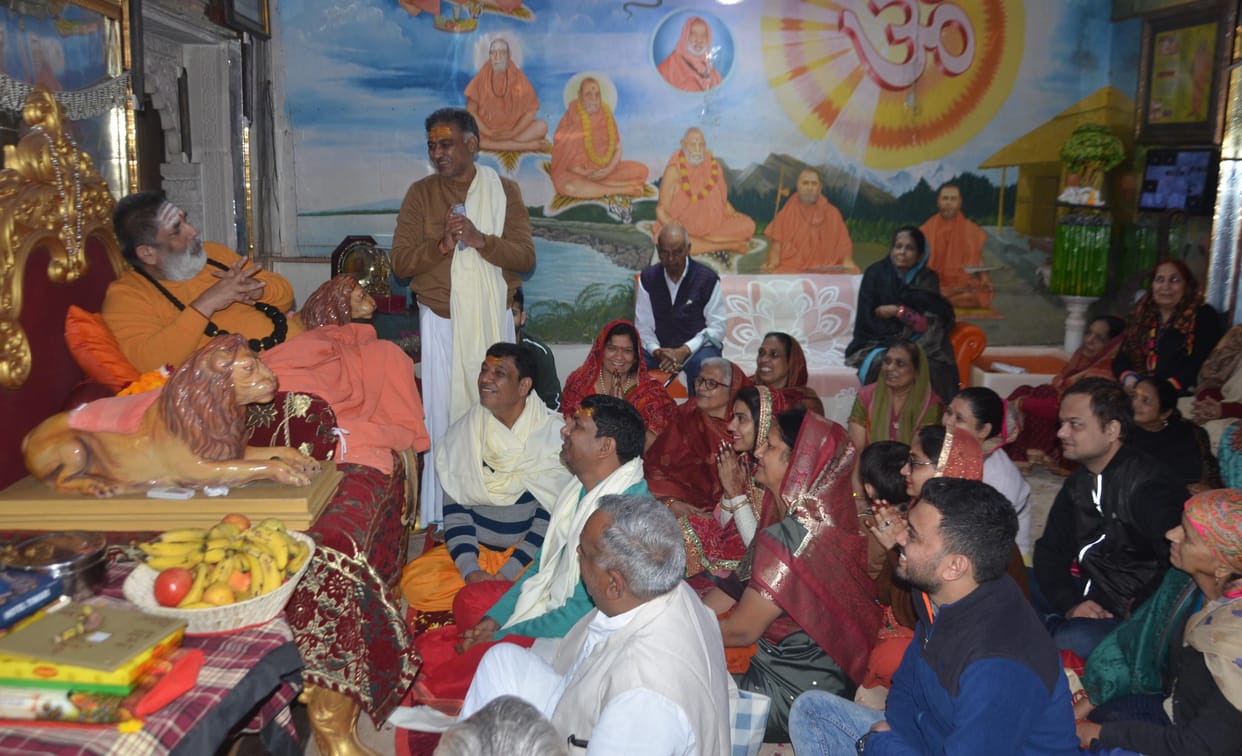 Government should focus on better arrangement of Math temples: Tirtha
