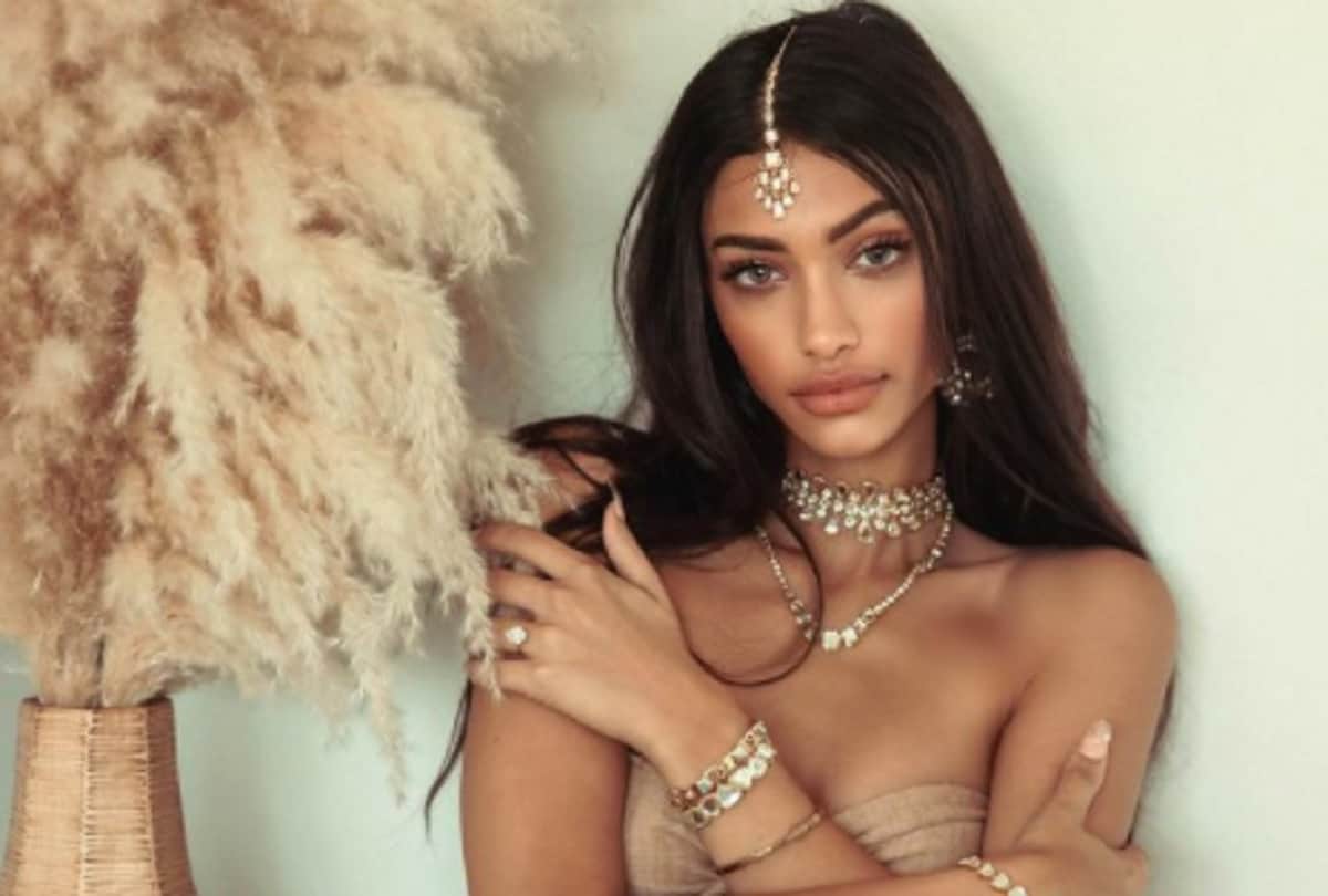 Ananya Panday Sister Allana Panday bold photos and videos with fiancee makes internet sensation