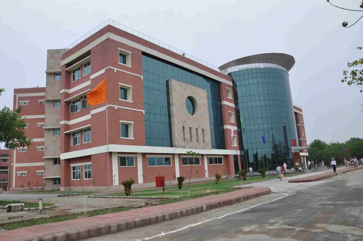 idea lab to be built in 10 thousand square feet in murthal university