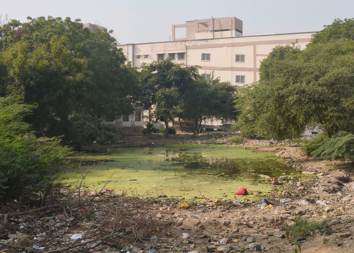 Dirt empire in the medical college, patient and relatives upset