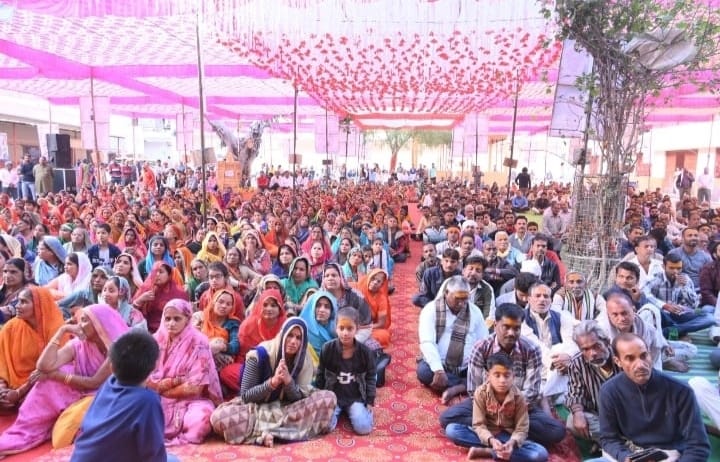 devotee appear for pandokhar sarkar