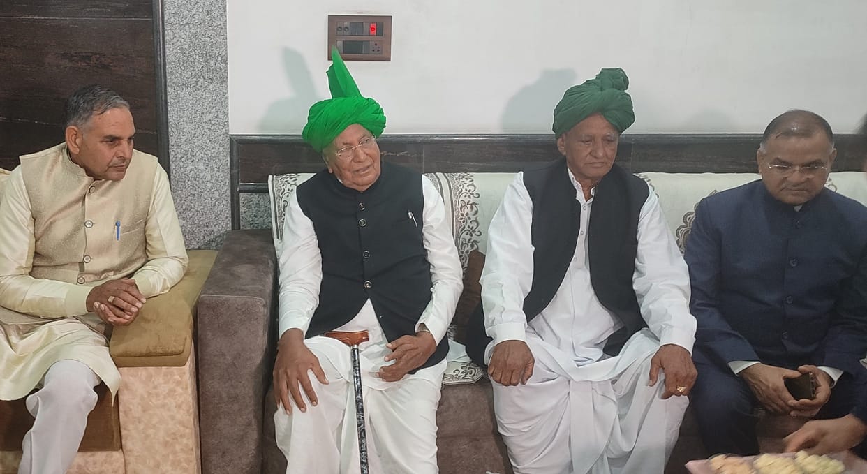 Fearing defeat in UP elections, BJP government withdrew all three agricultural laws: Chautala