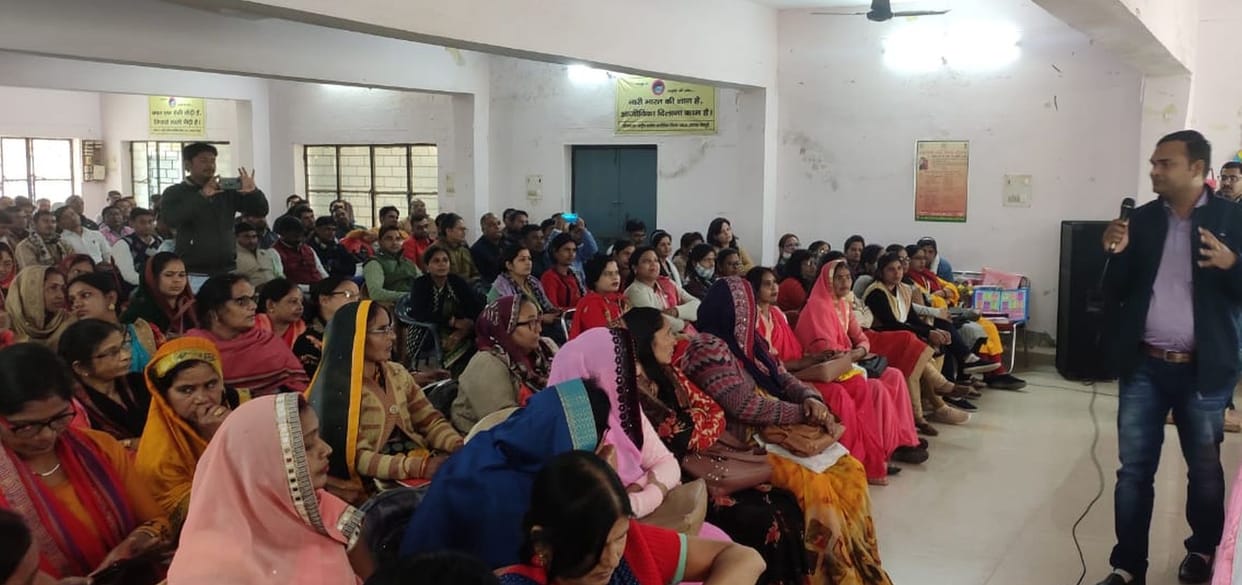 Emphasis was placed on educating and caring for children in the workshop