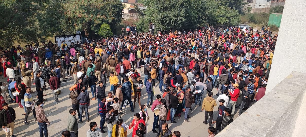 tet paper gang linked from bundelkhand jhansi