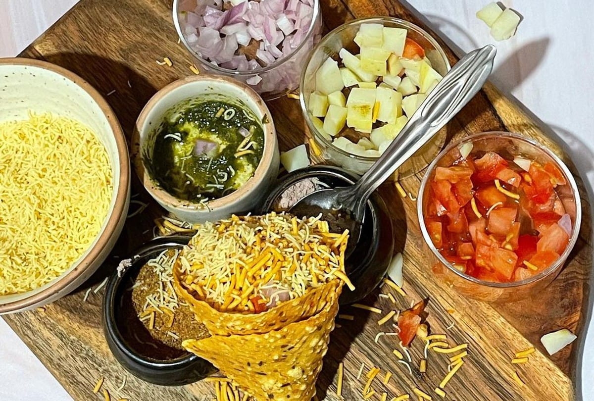 Aloo Bread Chaat Recipe in Hindi Crispy And Spicy Chaat Recipes