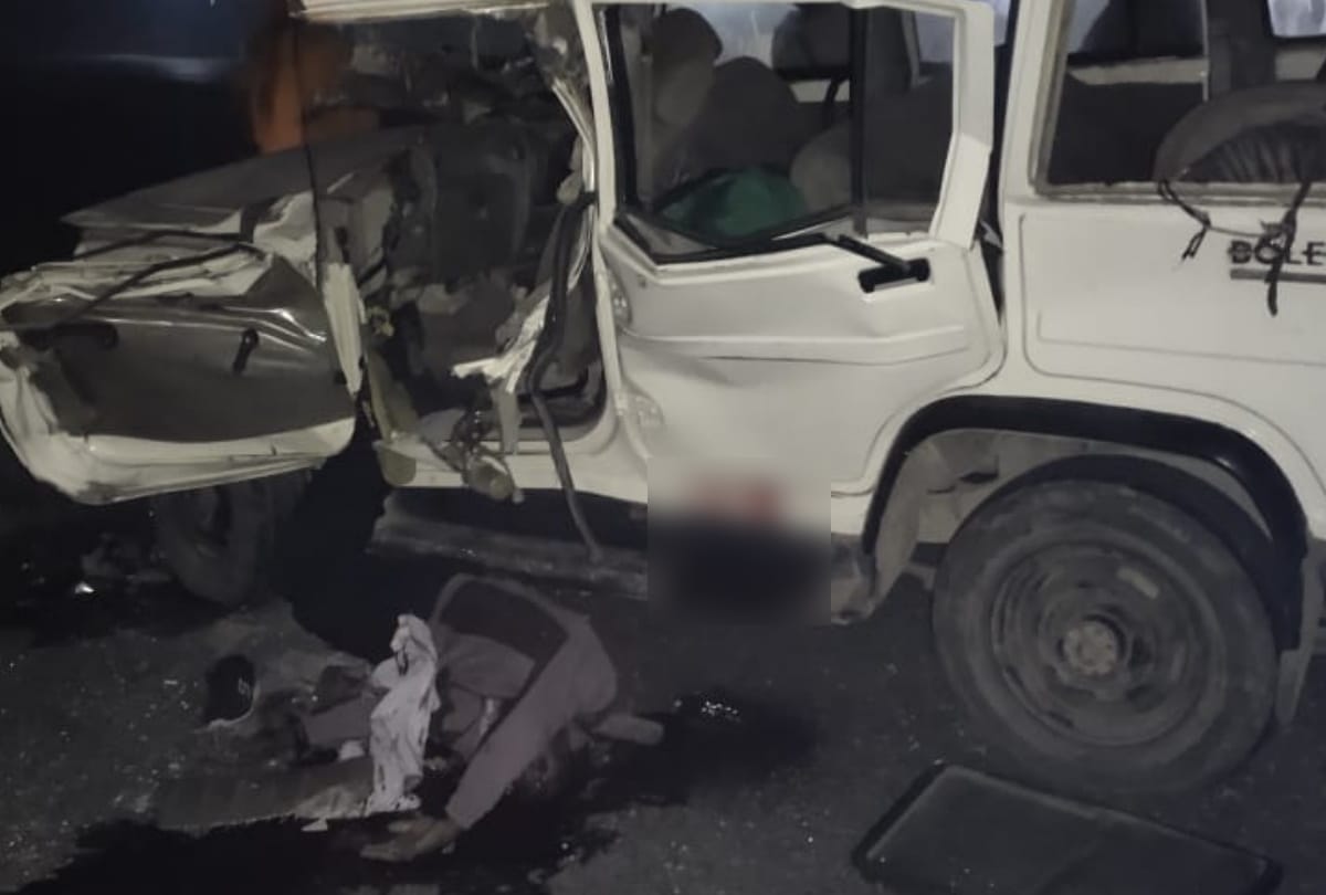 two killed in road accident at deoria