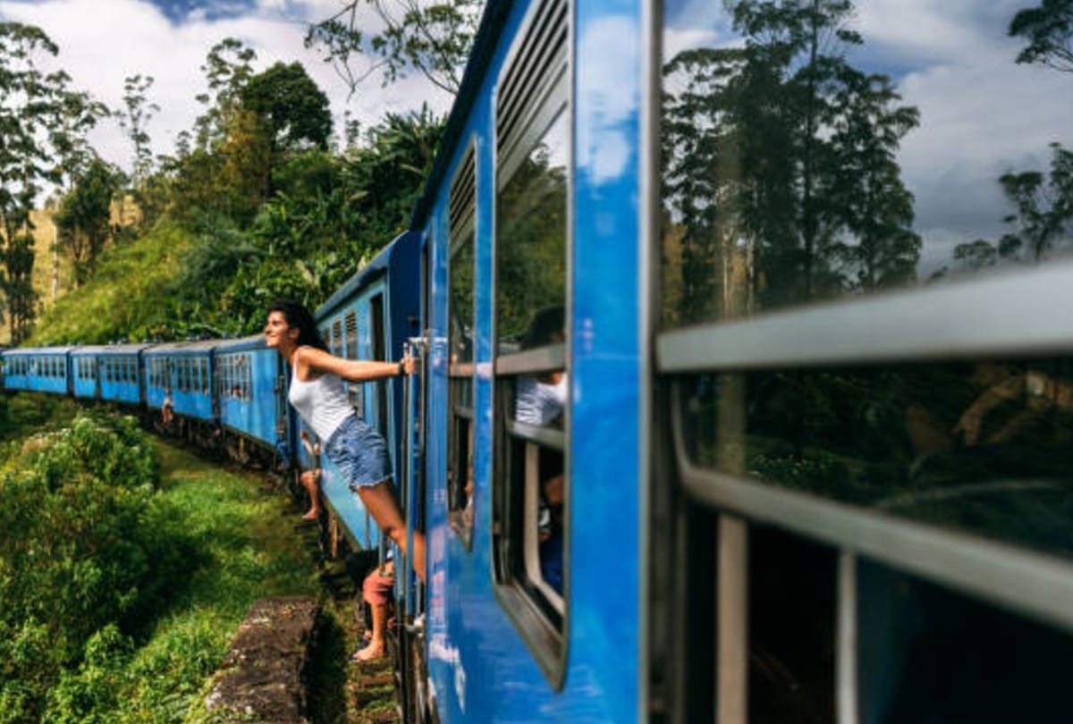 IRCTC now passengers will get food as per their choice Indian railways is going to start this service