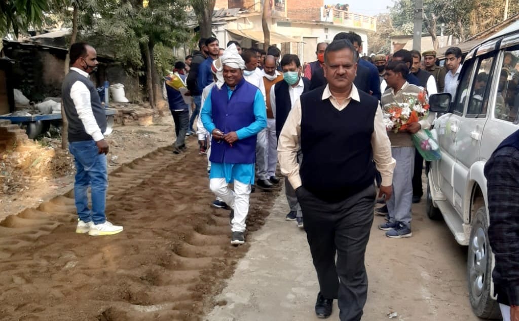 Additional Chief Secretary took the condition of the road under construction