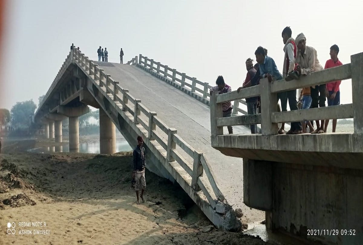 Farrukhabad: Kolaghat bridge collapses, Bolero fall in Ramganga, 6 people injured