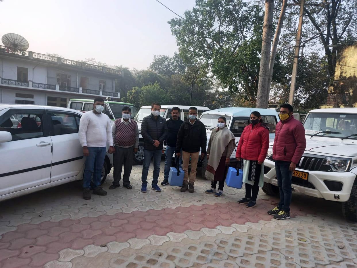 21 teams off to field in Nadaun  for vaccination