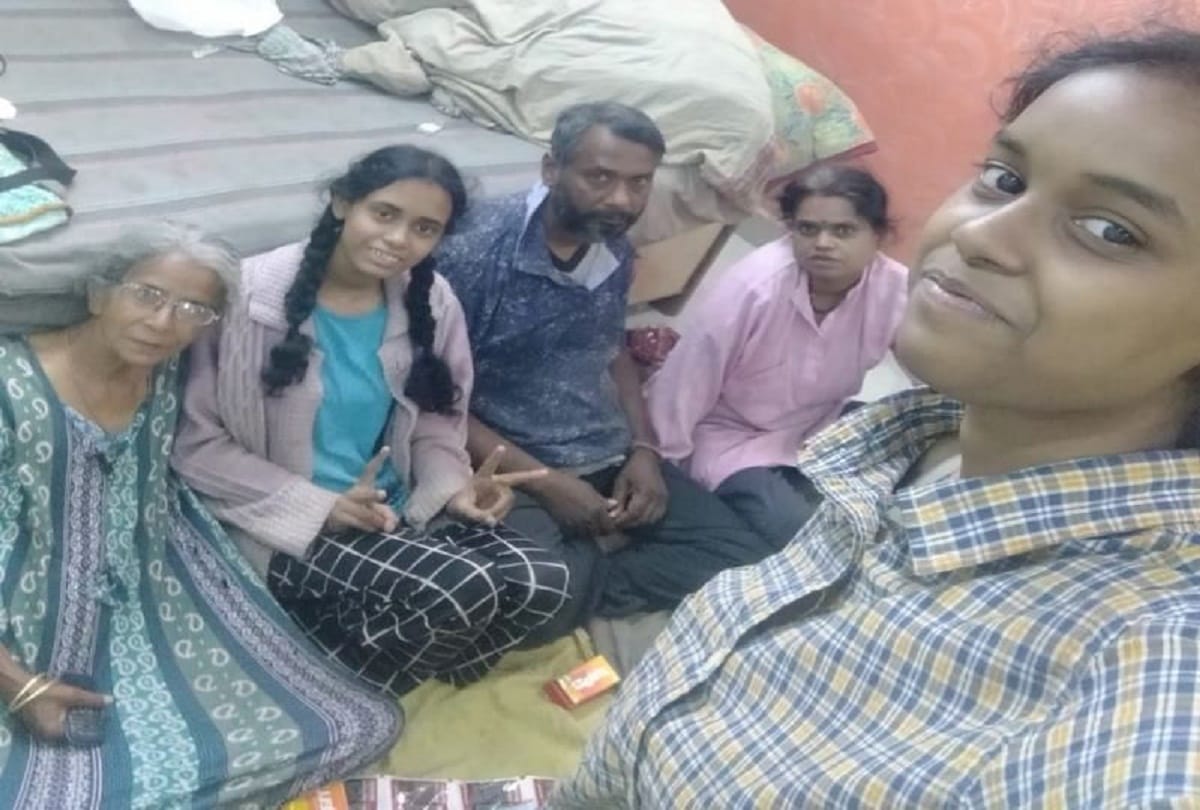 Crime news Fifth member of madhya pradesh family also died by consuming poison due to moneylenders 
