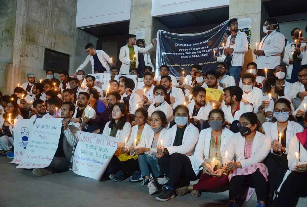 Kanpur: Hallet junior doctors' strike continues, intern and senior residents handling patients